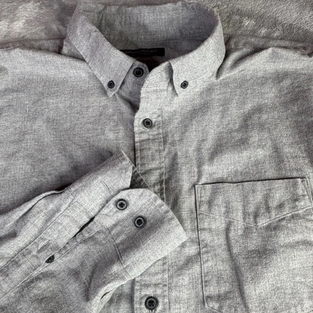 Banana Republic Luxe Flannel Shirt Mens XL Gray Untucked Slim Fit Cotton Button